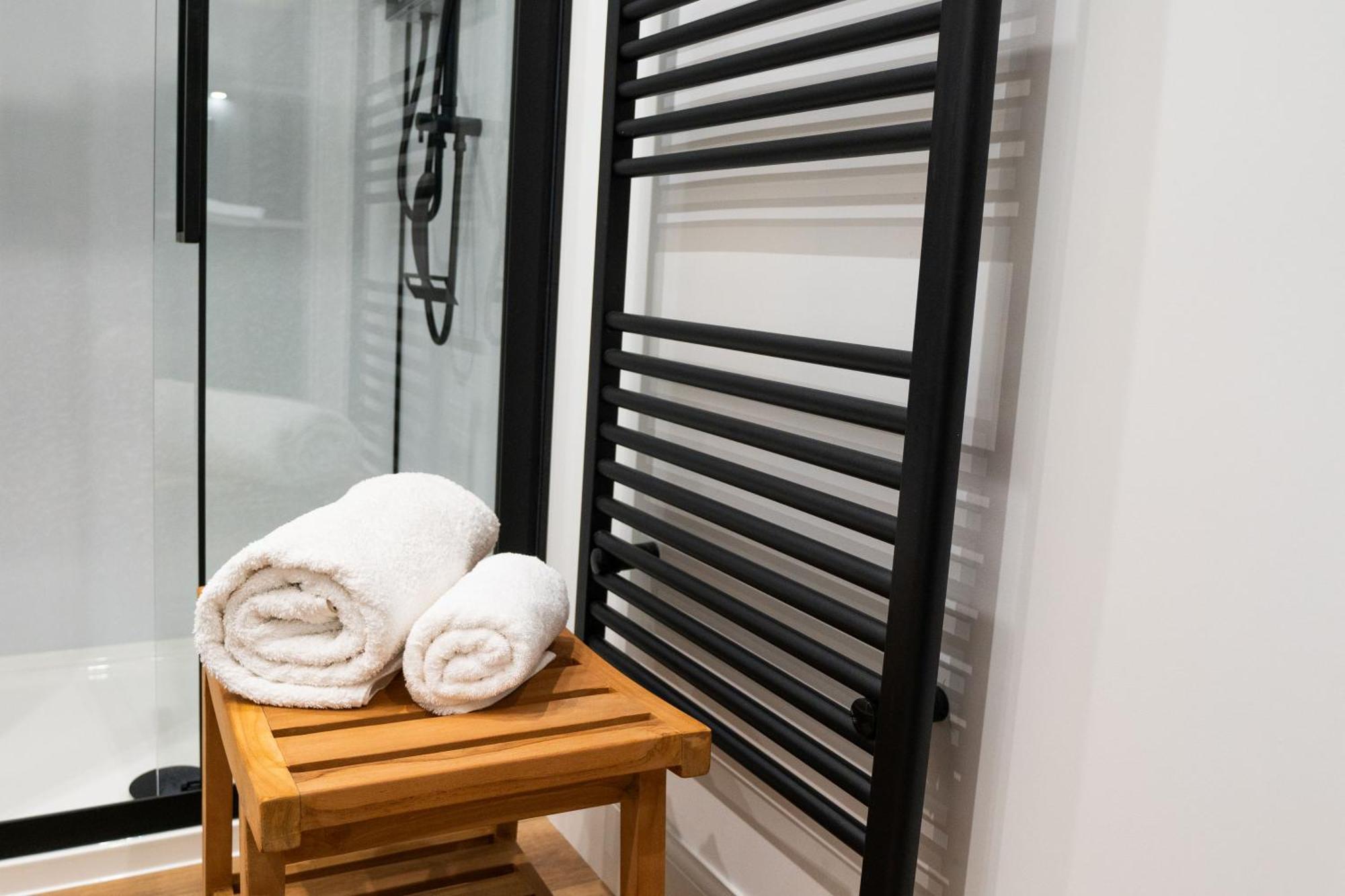 Apartmán Grange8 Luxury Snug & Courtyard In Blairgowrie Blairgowrie and Rattray Exteriér fotografie